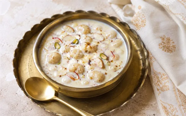 मखाना खीर तैयार व्यंजन