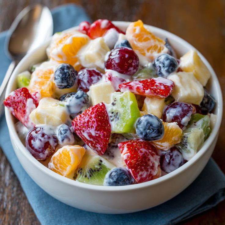 10 मिनट में बनने वाले 5 स्वादिष्ट और हेल्दी सलाद 3 Fruit Yogurt Salad